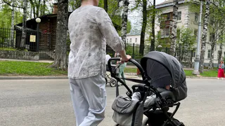 Голикова посоветовалаа россиянкам рожать первого ребенка до 24 лет