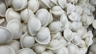 Почему запрещено бросать пельмени в кипяток. Запомните раз и навсегда