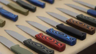 Губернатор Малков пообещал помочь мануфактуре ножей Owl knife