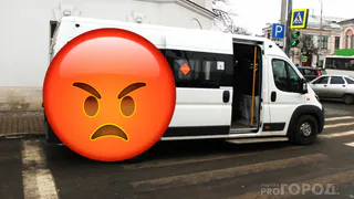 Жители Дягилево вынуждены часами сидеть на остановках из-за отмены 31 маршрутки