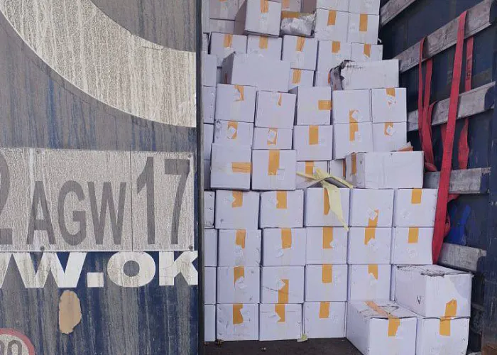 43,5 тонны орехов и сухофруктов развернули на границе Челябинской области