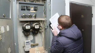 За ЖКХ не плачу, живу за счет соседей: в России хотят ликвидировать "коллективную ответственность" за долг по коммуналке