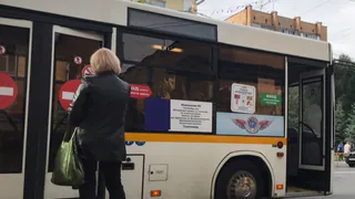 На работу не уехать: после самоизоляции рязанский автобус №18 работает без расписания