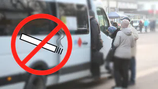 «Дышать просто нечем»: рязанцы жалуются на запах табачного дыма в городских маршрутках