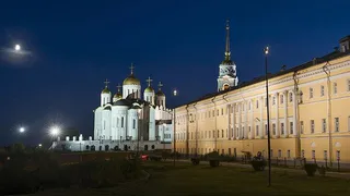 Владимир вошел в десятку городов, где подешевеют отели после майских