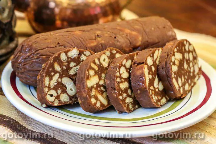 Найден легендарный "советский" рецепт сладкой колбасы