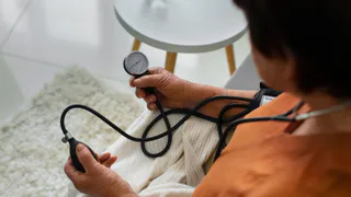 Снижение высокого давления без медикаментов: полезные продукты из вашего холодильника