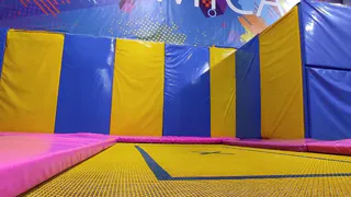 Пожар в “М5 Молл”: гендиректор батутного клуба “Cosmica” дал комментарий