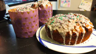 Батюшка раскрыл лучшие дни, в которые нужно красить яйца и выпекать куличи перед Пасхой