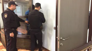 В Рязанской области приятели взломали дом умершего и устроили там вечеринку