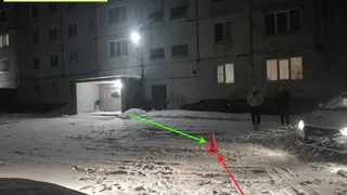 В Печоре водитель Opel Astra задним ходом сбил 7-летнюю девочку