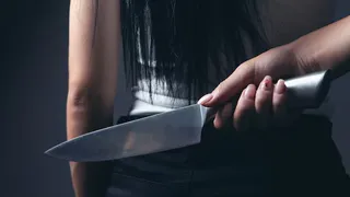 В Александрове осудили женщину, которая, защищая возлюбленного, набросилась на обидчика с ножом