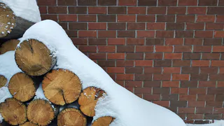 Морозный и облачный день: погодные условия в Усинске на 28 января