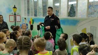 В Усинске дошкольники познакомились с работой дорожной полиции