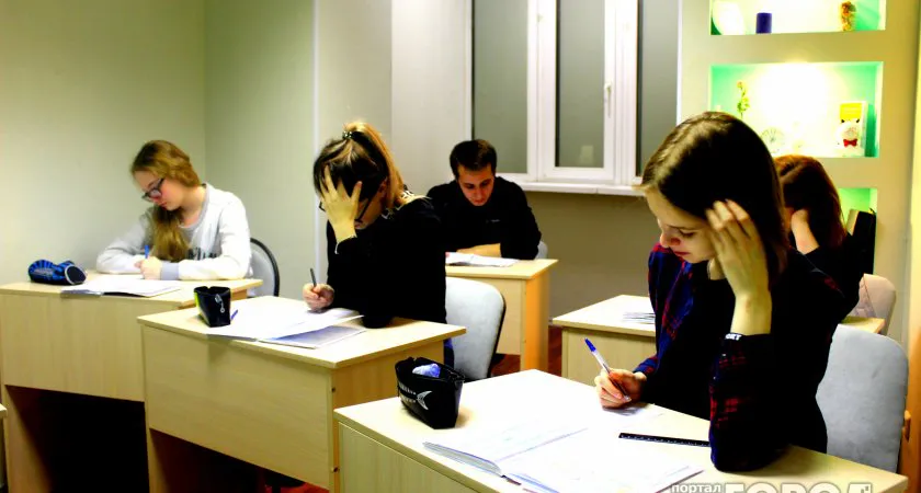 Для поступления в вузы Минобрнауки назвало минимальные баллы на ЕГЭ
