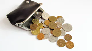 Всем, у кого имеются сбережения в рублях, дали срок до 20 декабря. Потом уже станет поздно