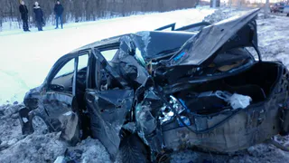 На трассе М5 в Рязанской области «КамАЗ» протаранил две легковушки