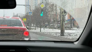 Кольцевая развязка — водители путаются на каждом втором въезде: ошибка с поворотником решает всё