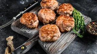 Стал известен фрукт, который сделает котлеты еще более вкусными и сочными