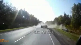 Это произошло 26 сентября: момент страшного ДТП, в котором погибли четыре человека, попал на видео