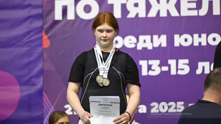 Юная тяжелоатлетка из Коми завоевала "серебро" на Первенстве России