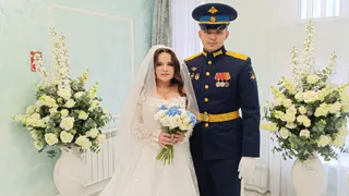 Рязанский ЗАГС опубликовал фото молодожёнов октябрьских свадеб