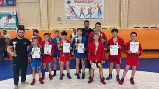 Самбисты Сыктывкара триумфально выступили на соревнованиях в Коми