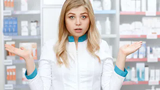 Нашли виноватых: татарстанцы сами образуют дефицит лекарств в аптеках