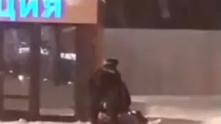 Рязанец и москвич попытались баллончиком изрисовать пункт полиции