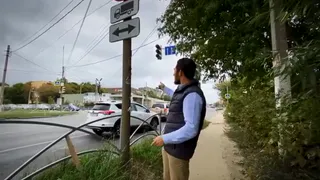 Видео: рязанцы не знают, что на перекрестке проезда Яблочкова-Тимуровцев запрещен поворот налево