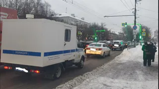 65 - летняя устроила незаконную торговлю алкоголем в собственной квартире