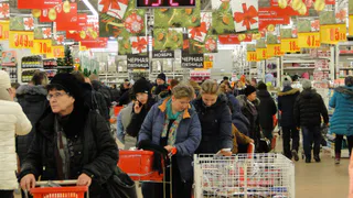 "Черная пятница" в Ашане: за чем выстраивались в очереди рязанцы – фоторепортаж