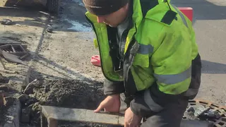 В Пензе после жалоб автомобилистов проблемный участок дороги ремонтируют