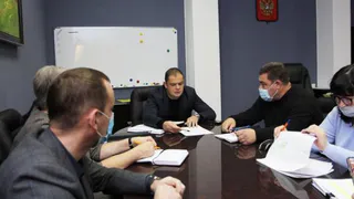 Ситуация под контролем: заместитель мэра провёл совещание по вопросу уборки улиц зимой