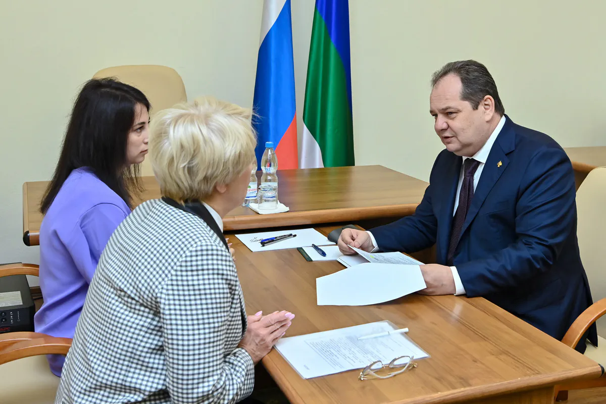 Ростислав Гольдштейн решил конкретные проблемы жителей Коми во время личного приема
