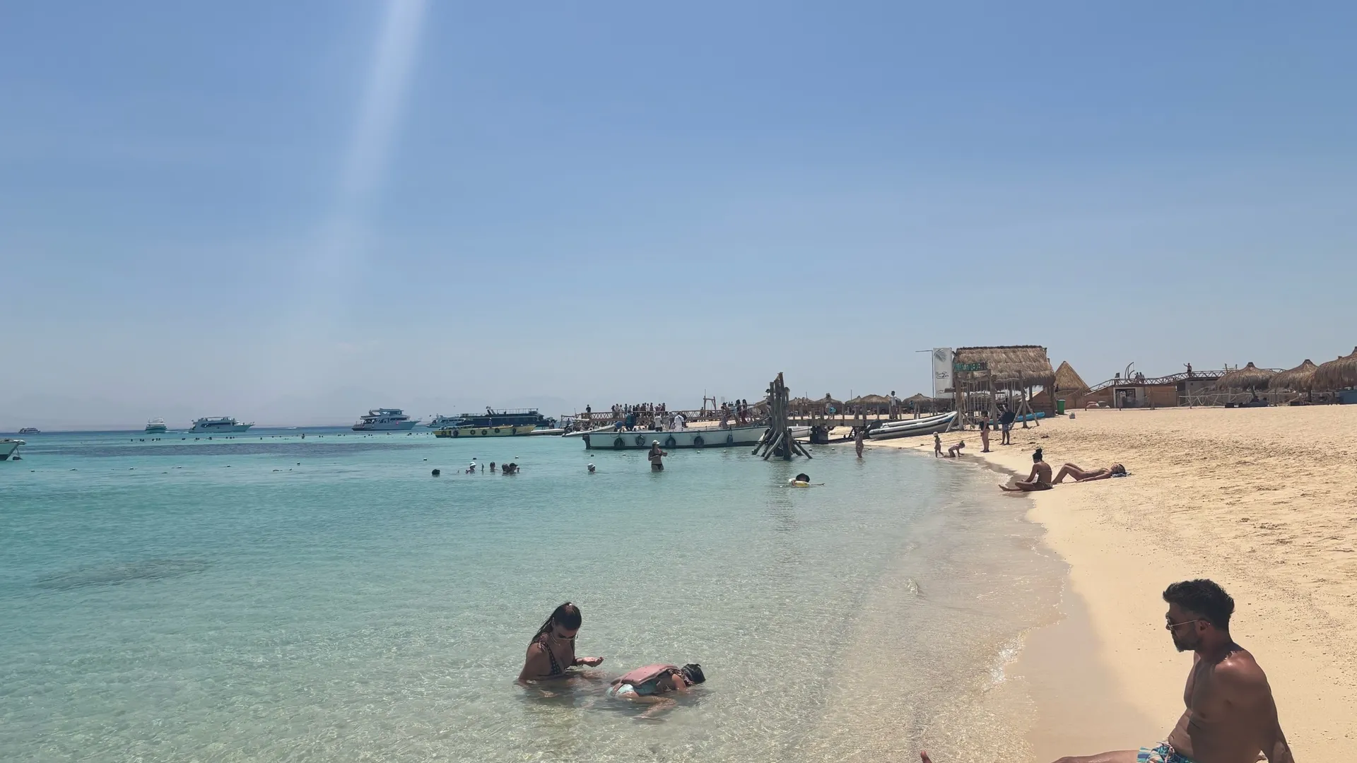 Атлантика без виз, +28 °C и бронзовый загар: куда стремятся туристы — этот курорт уже обошел Сейшелы и Мальдивы