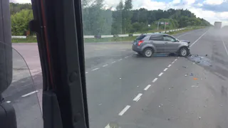 На трассе под Рязанью столкнулись два автомобиля - фотографии очевидца с места события
