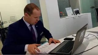 В рязанском автосалоне не продают машины без покупки дополнительного оборудования