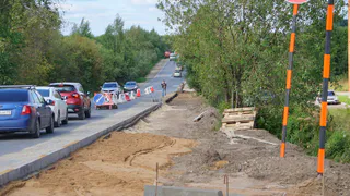 В Сыктывкаре началось строительство нового тротуара в жилом массиве на Панева