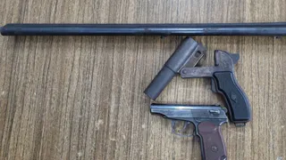 Воркутинец обнаружил в тундре арсенал и передал его сотрудникам Росгвардии по Коми