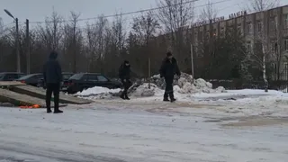 В Скопине дорожные работники избили активистов