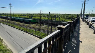 На Клязьменском мосту заменят прогнившие перила