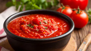 Готовлю густой томатный соус так, как делали еще в деревне: всего два шага и никакого мучительного долгого кипячения - получается очень вкусно