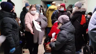 Заведующий поликлиникой в Клинцах рассказал о нечеловеческой нагрузке на медиков