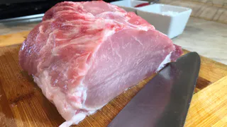 Ученые назвали самое вредное мясо — нельзя есть даже здоровым, а мы его покупаем каждый день и детям даем 