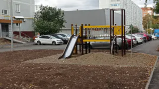 Жители Нижнекамска возмущены опасным благоустройством двора на Химиков

