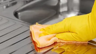 Назван способ идеально очистить мойку из нержавейки