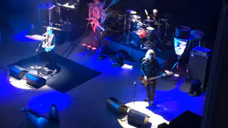 Рязанцам предложили вместе с музыкантами "Пикника" оказаться в руках великана