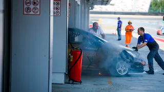 В центре Казани произошло жестокое нападение на известного раллийного штурмана