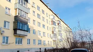 В Сасове 86-летняя женщина выпала из окна и скончалась в реанимации